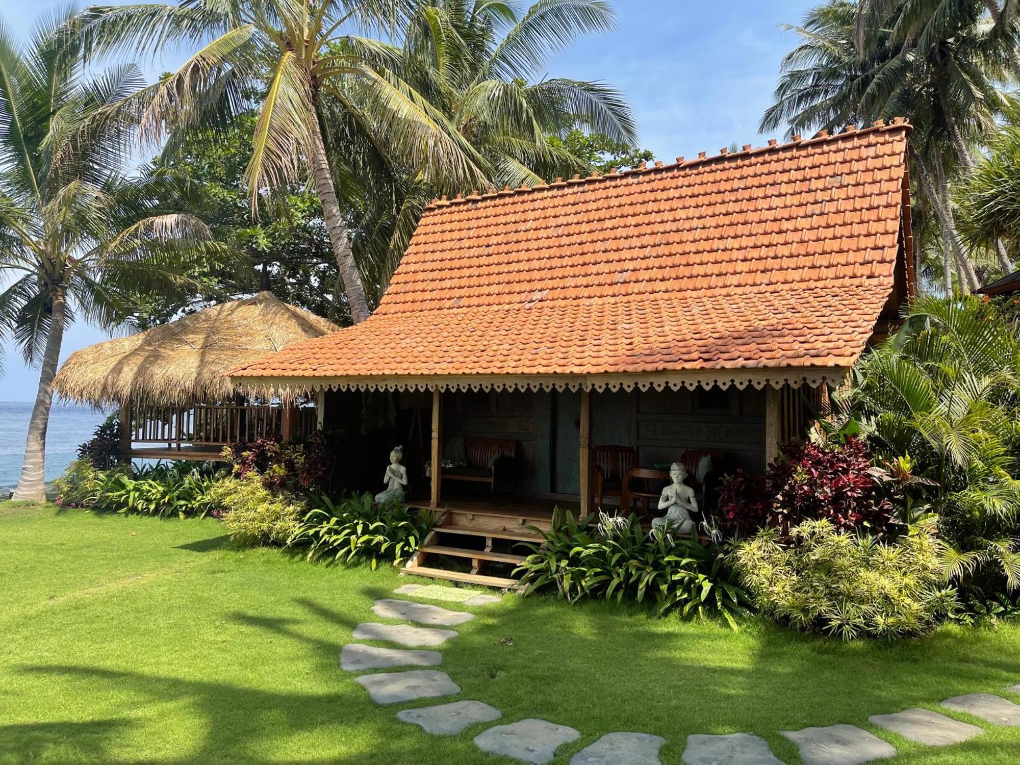 Louka Beach Bali Tianyar Екстериор снимка