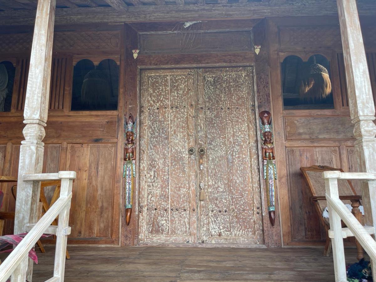 Louka Beach Bali Tianyar Екстериор снимка