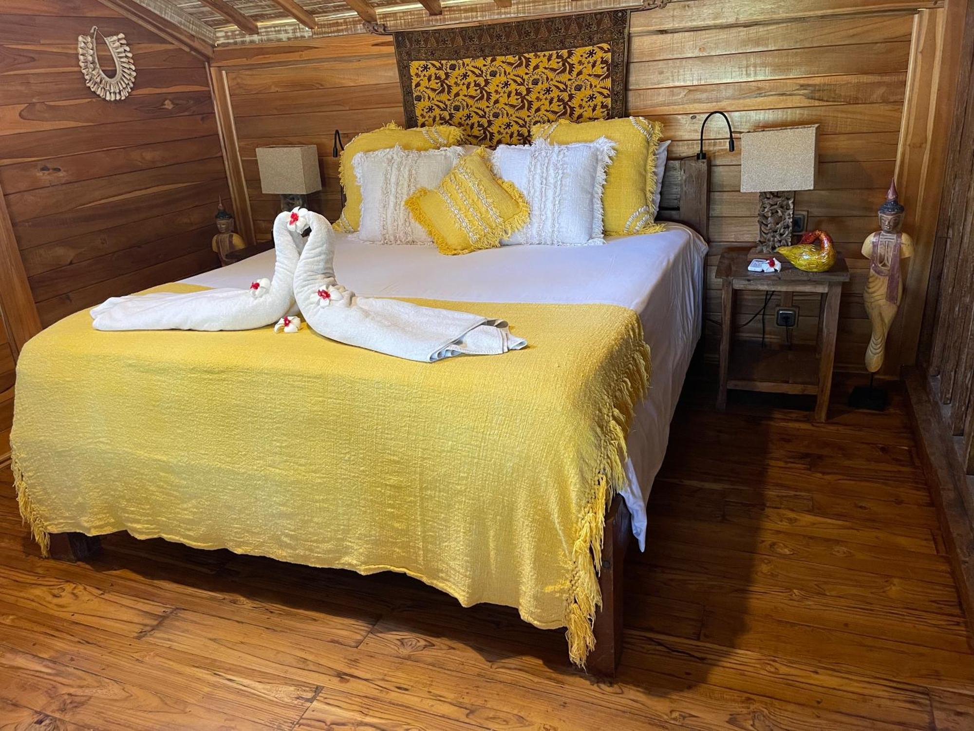 Louka Beach Bali Tianyar Екстериор снимка